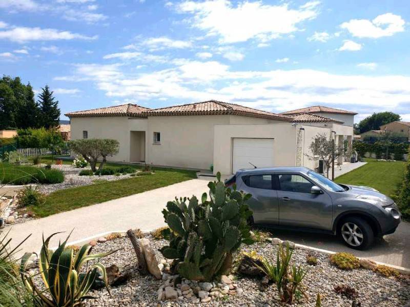 maison moderne fréjus